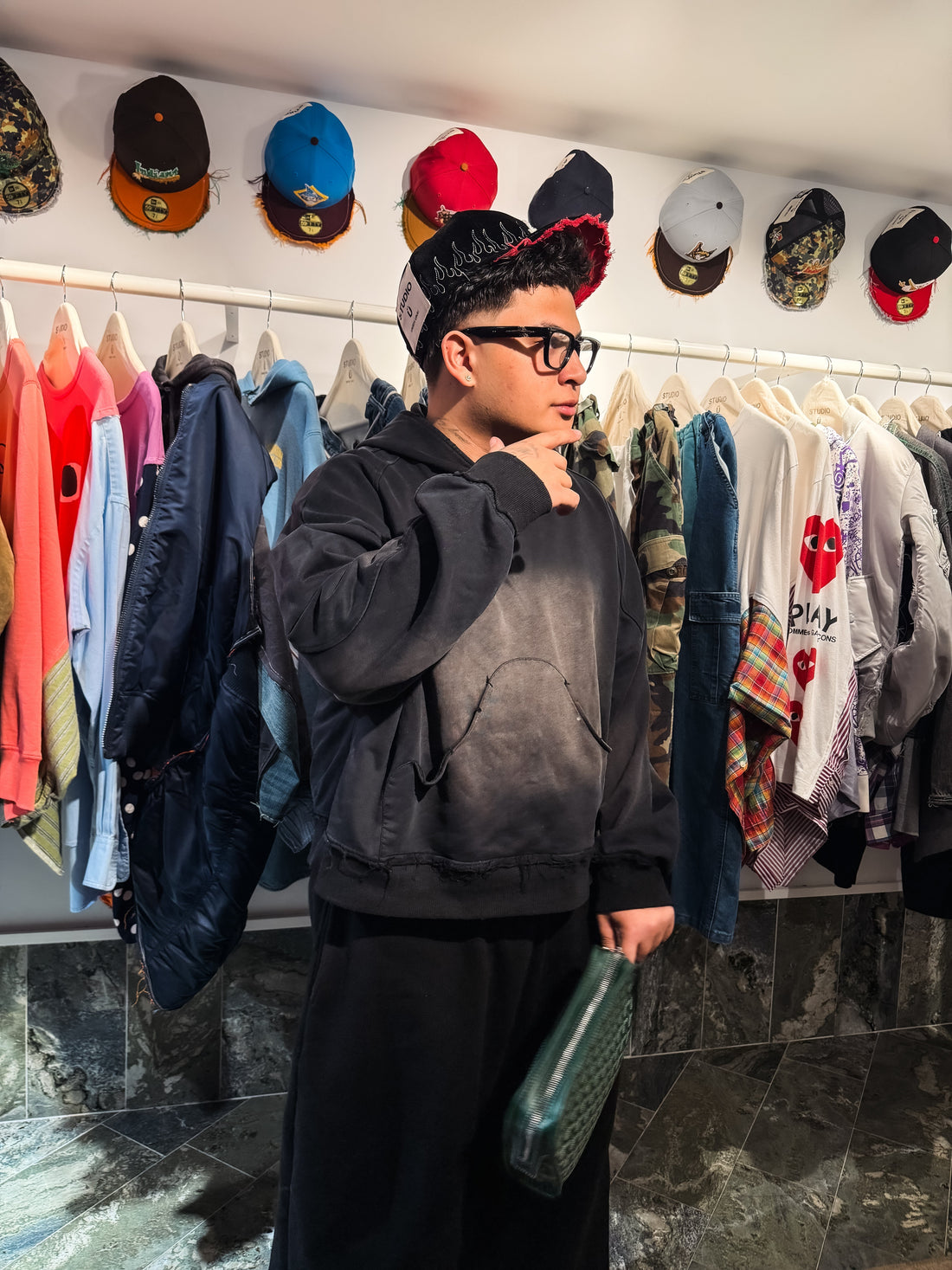 Karri shopping at STUDIO Ü