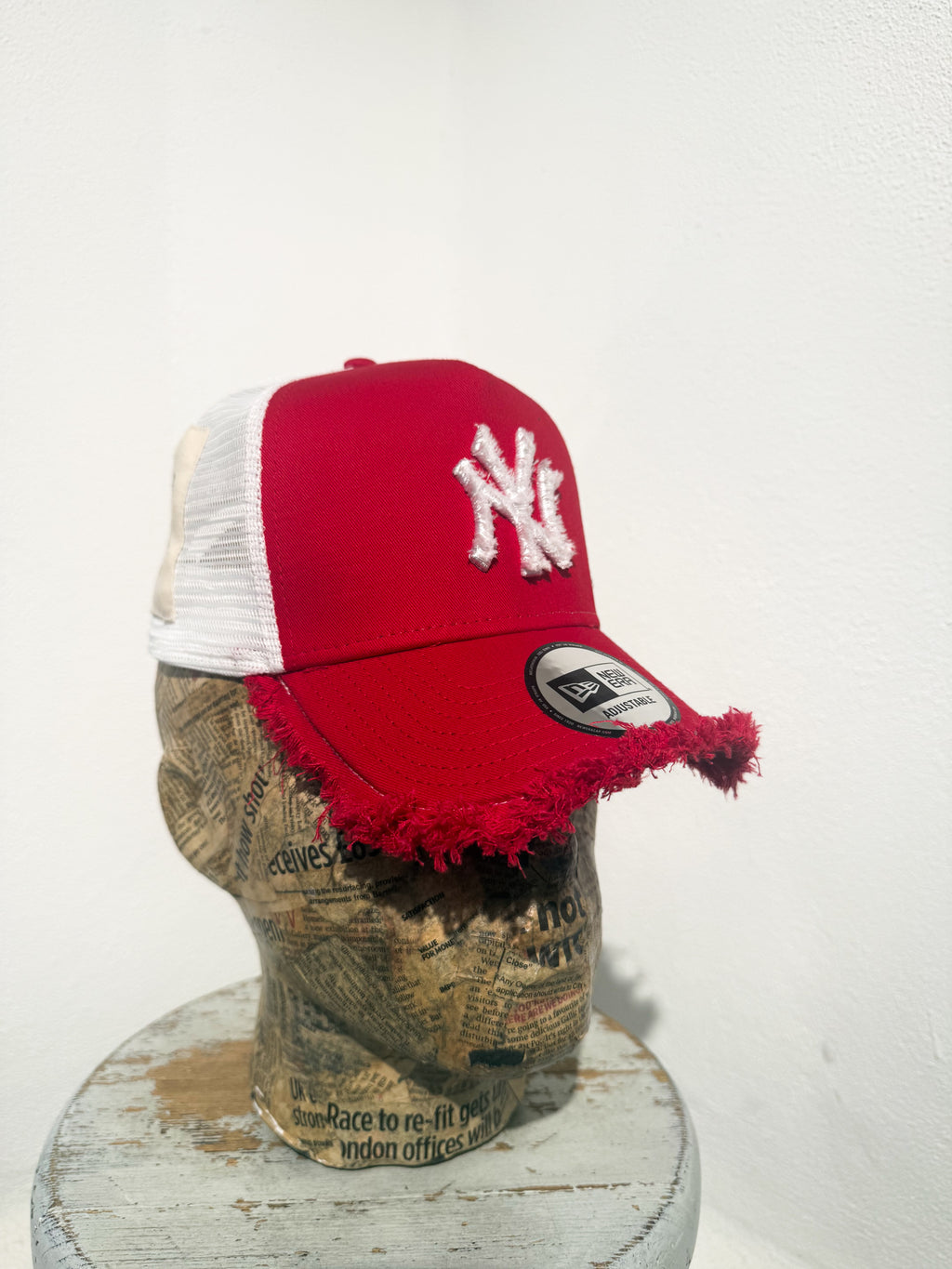ARTISANAL CURVED BRIM CAP (Adjustable)