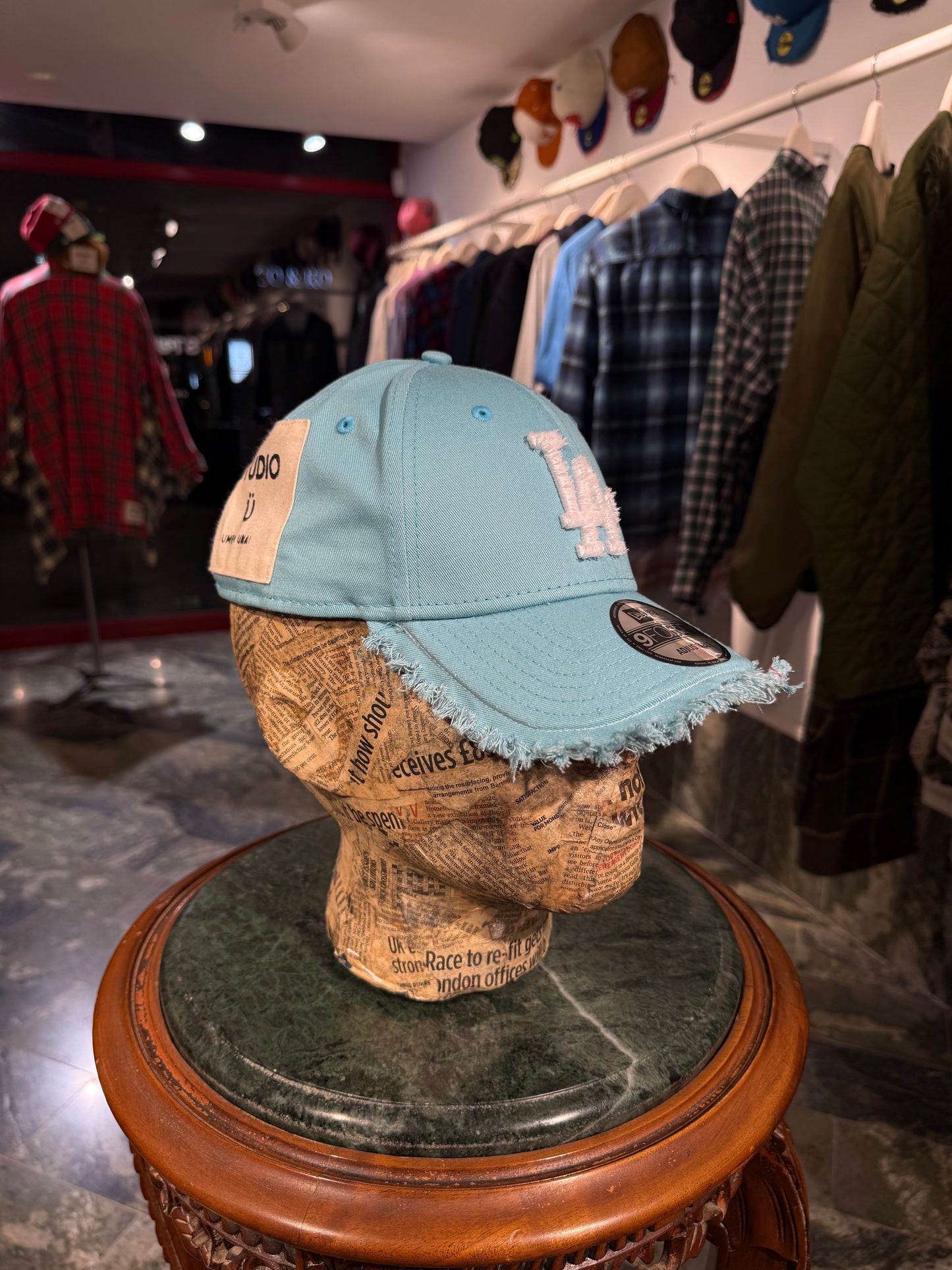 ARTISANAL CURVED BRIM CAP (Adjustable)