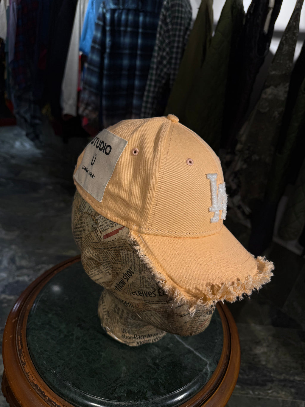 ARTISANAL CURVED BRIM CAP (Adjustable)