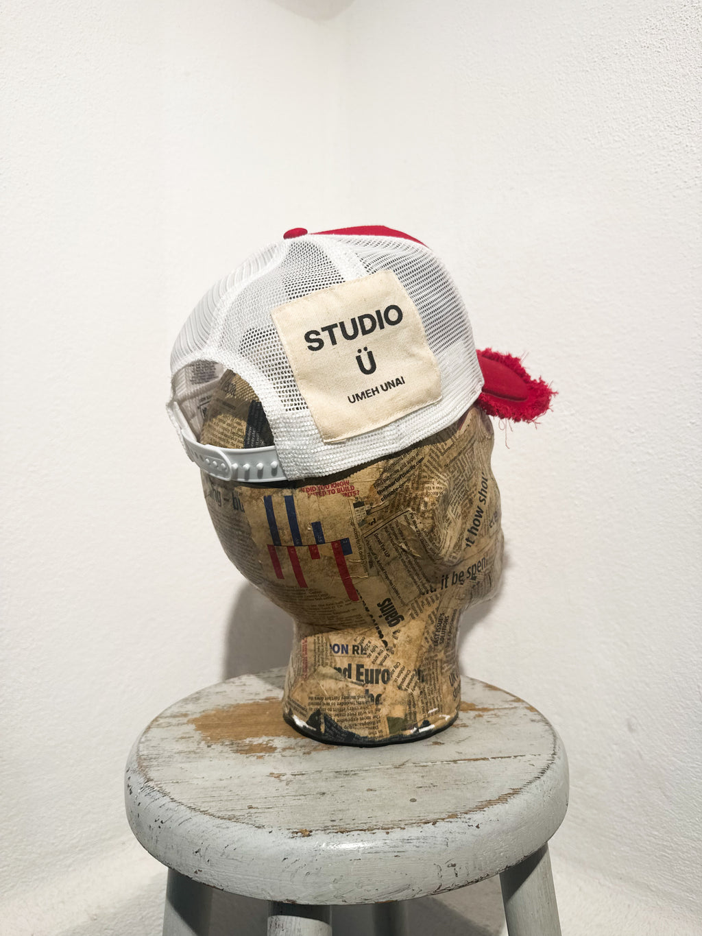 ARTISANAL CURVED BRIM CAP (Adjustable)