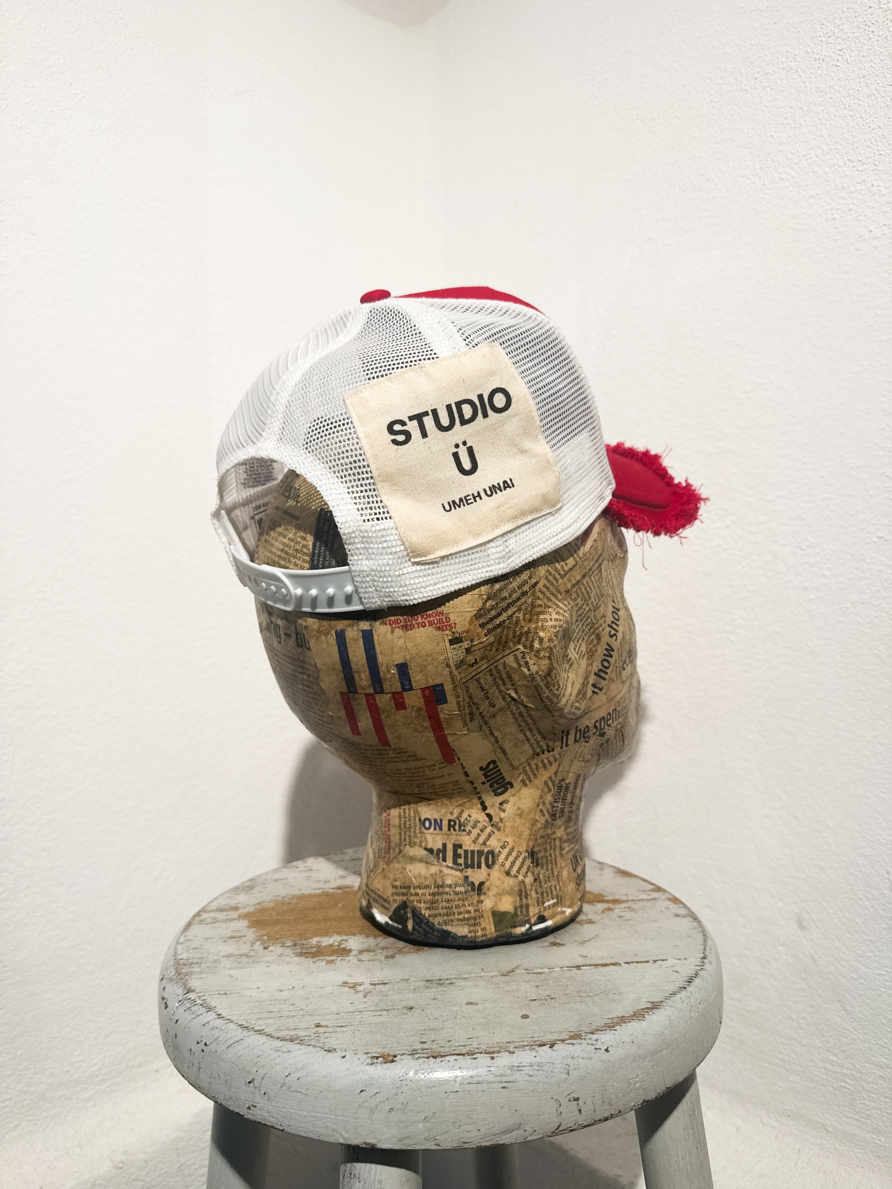 ARTISANAL CURVED BRIM CAP (Adjustable)