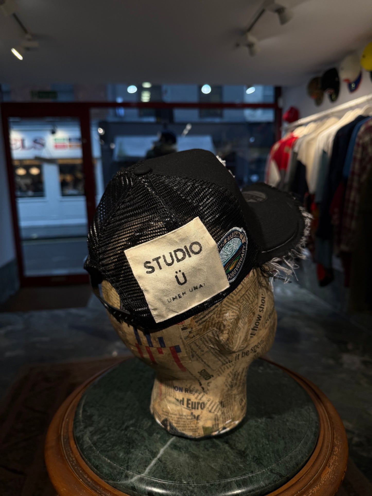 ARTISANAL CURVED BRIM CAP (Adjustable)