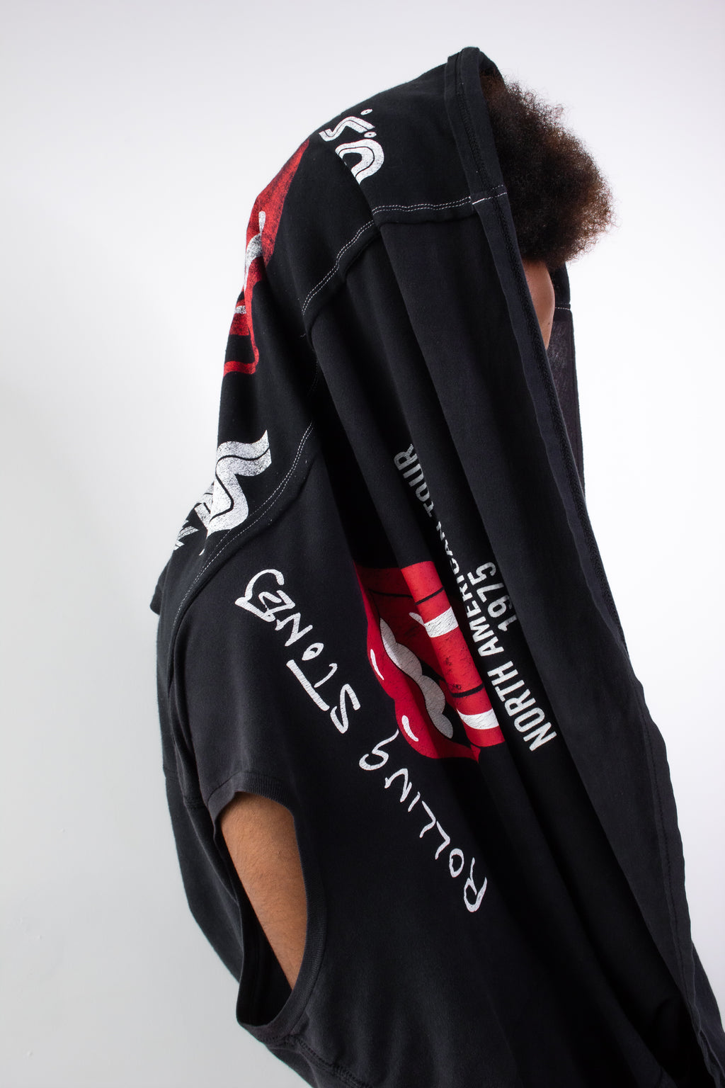 ARTISANAL TRIPLE T-SHIRT PONCHO