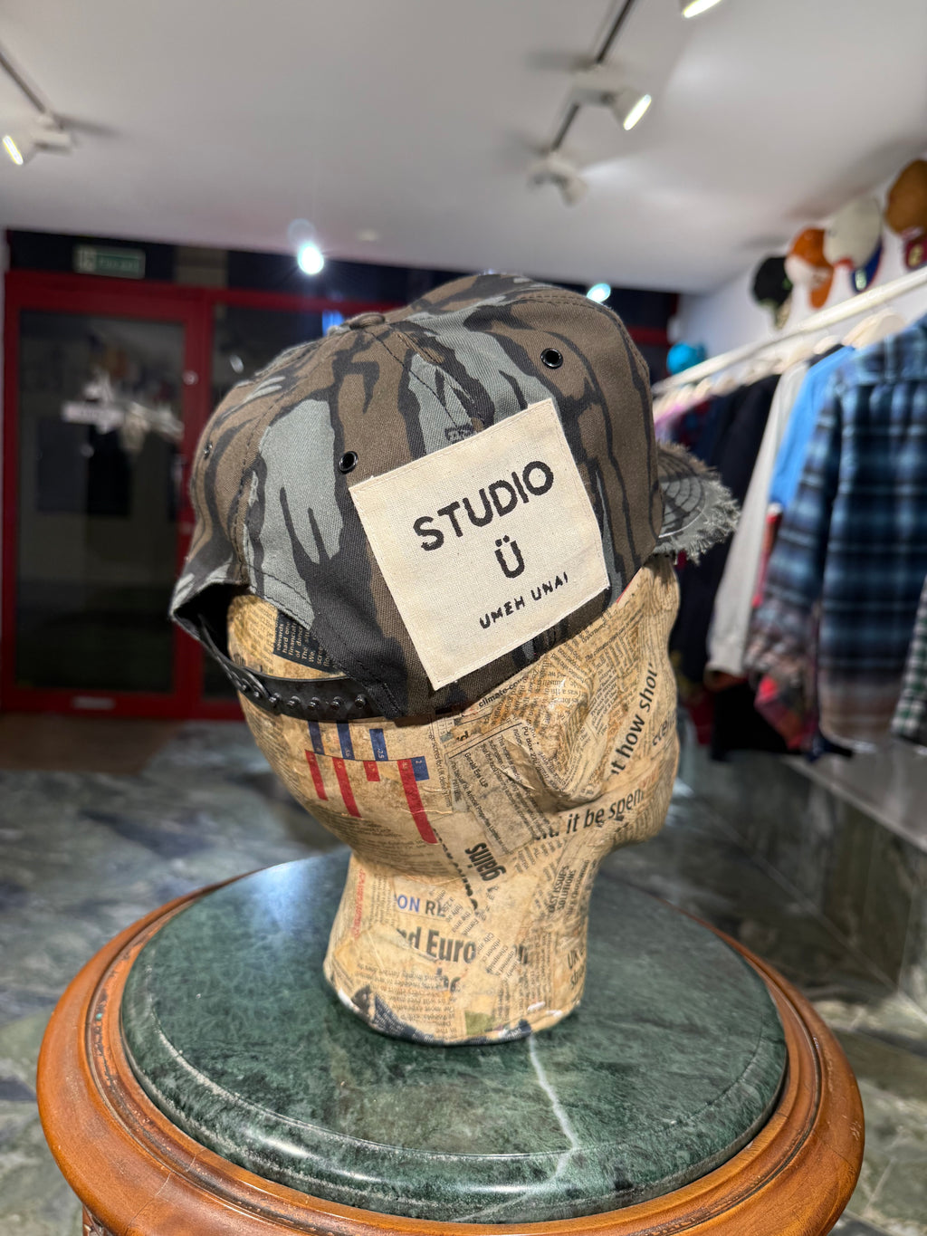 ARTISANAL CURVED MINI BRIM CAP (Adjustable)