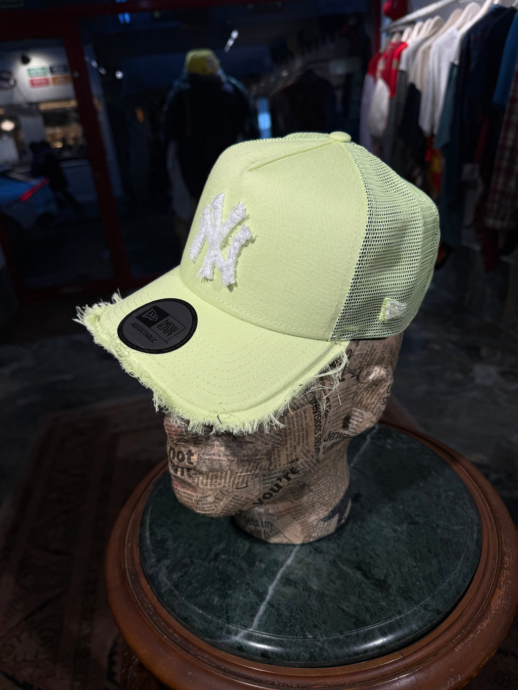 ARTISANAL CURVED BRIM CAP (Adjustable)