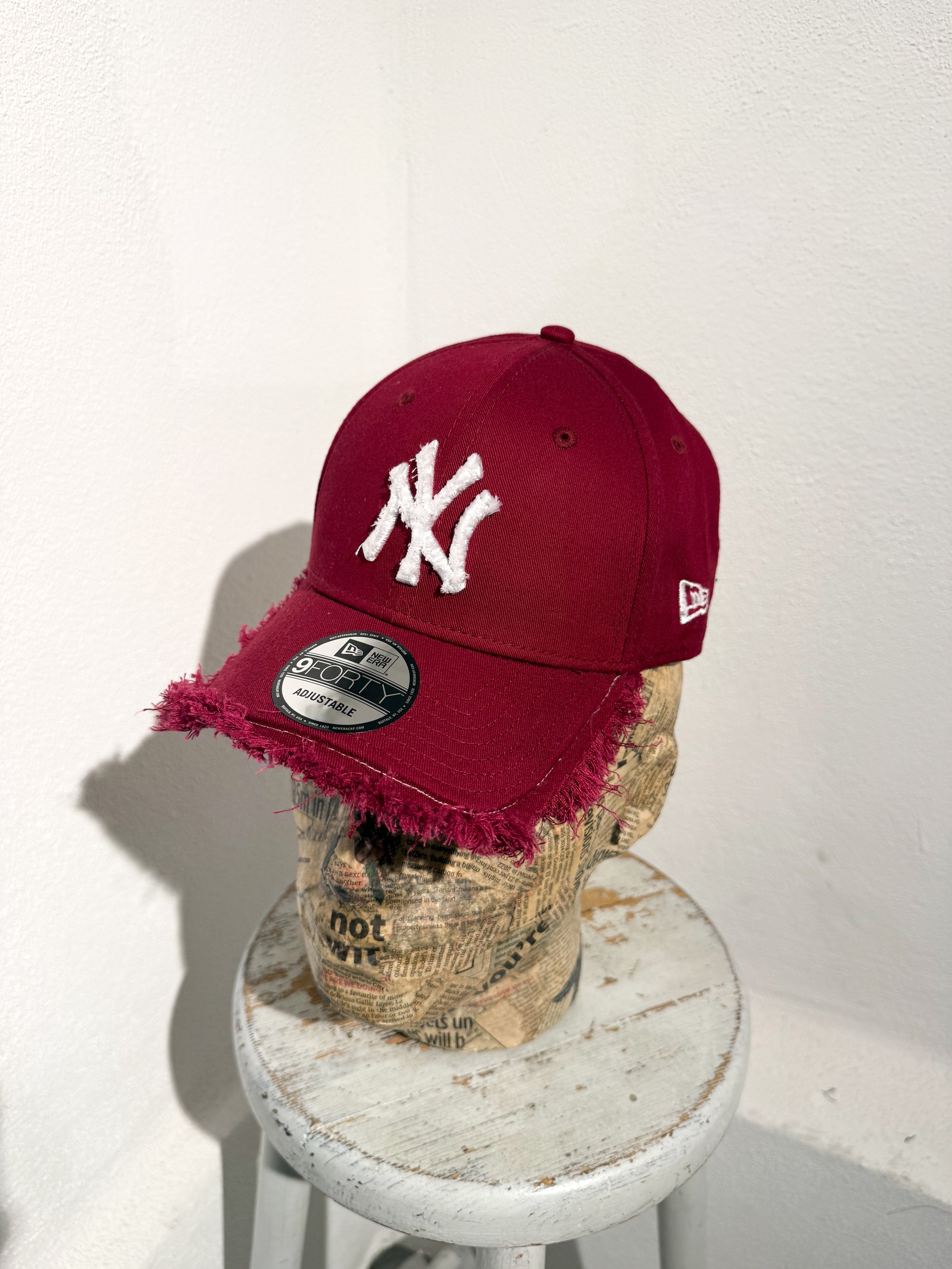 ARTISANAL CURVED BRIM CAP (Adjustable)