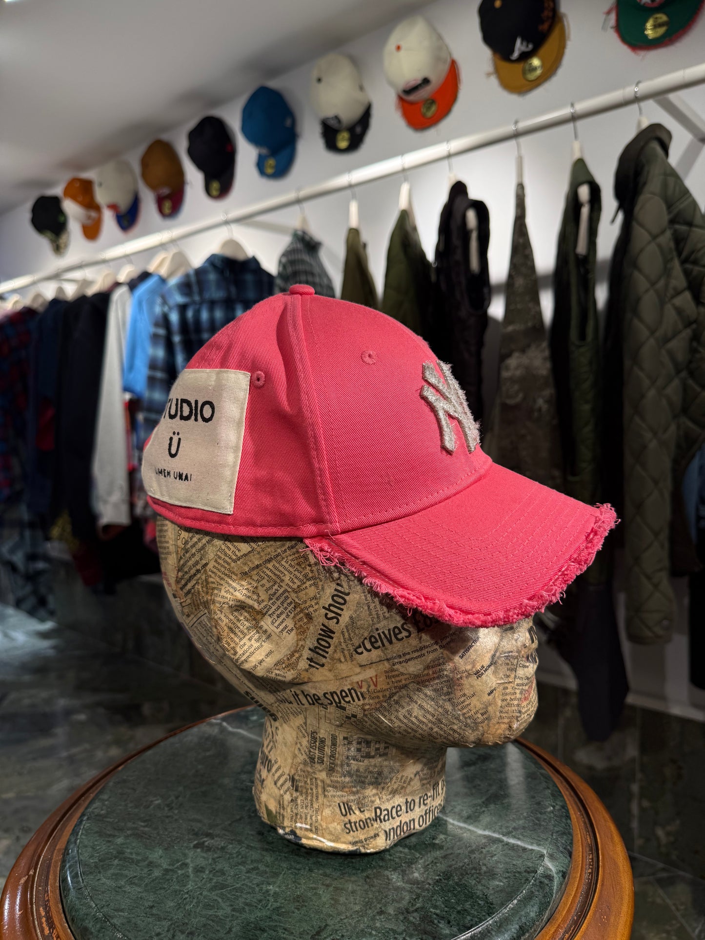 ARTISANAL CURVED BRIM CAP (Adjustable)