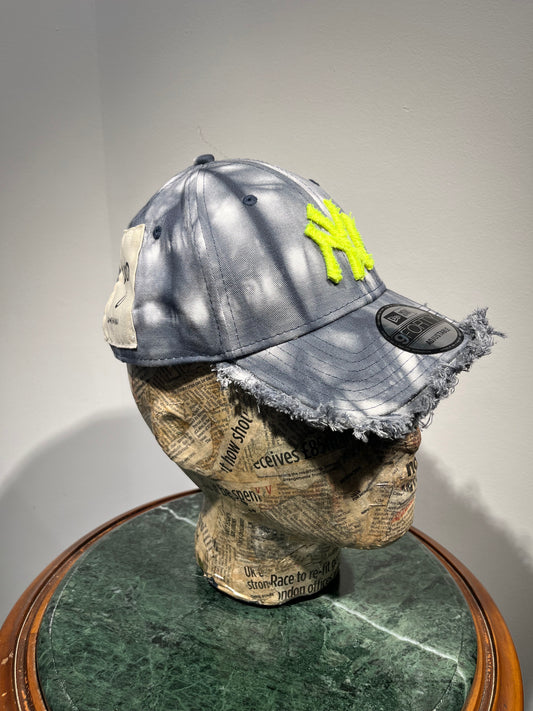 ARTISANAL CURVED BRIM CAP (Adjustable)