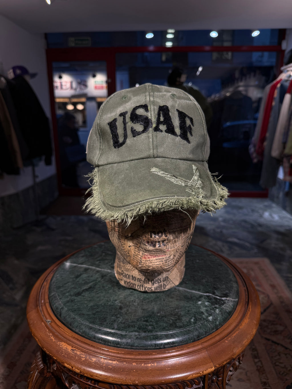 ARTISANAL CURVED BRIM CAP (Adjustable)