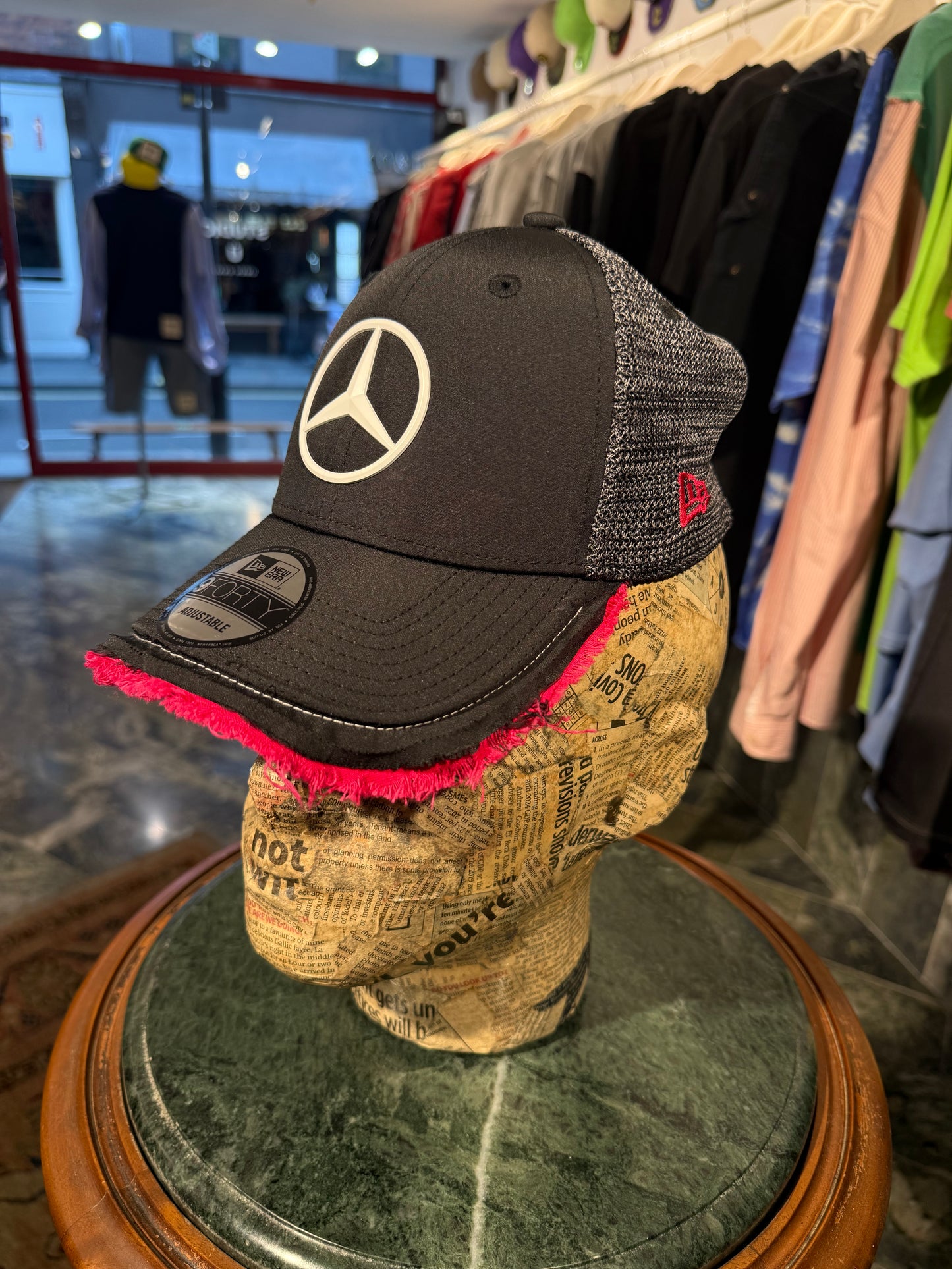 ARTISANAL CURVED BRIM CAP (Adjustable)