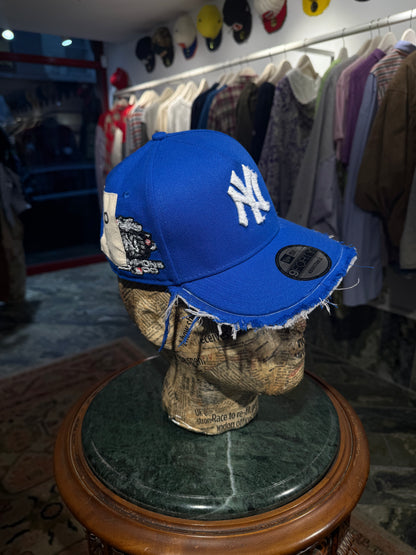 ARTISANAL CURVED BRIM CAP (Adjustable)