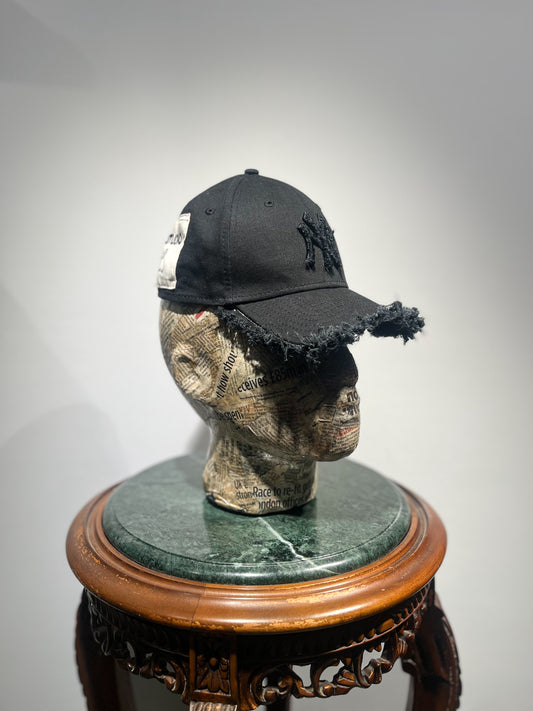 ARTISANAL CURVED BRIM CAP (Adjustable)