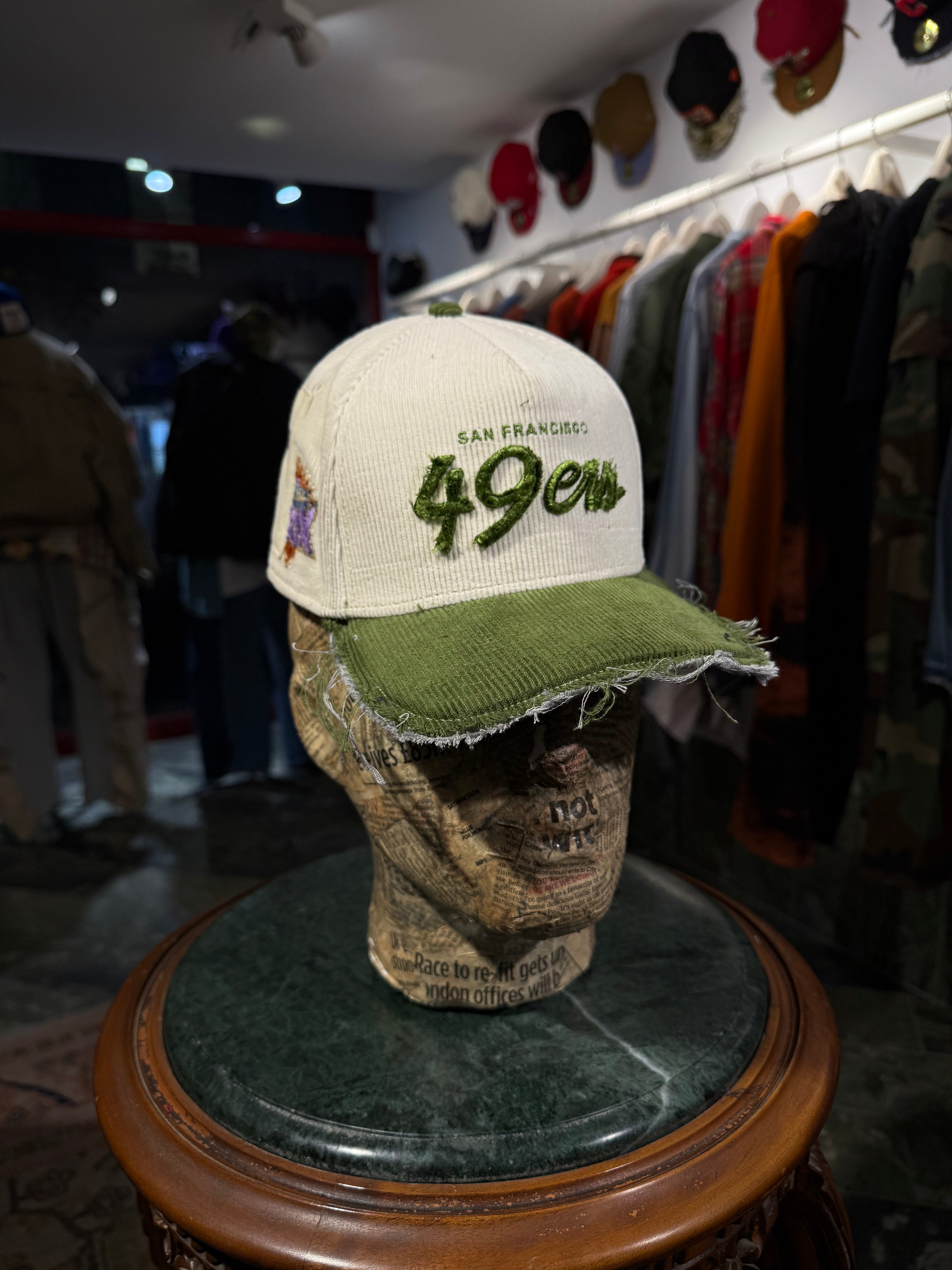 ARTISANAL CURVED BRIM CAP (Adjustable)