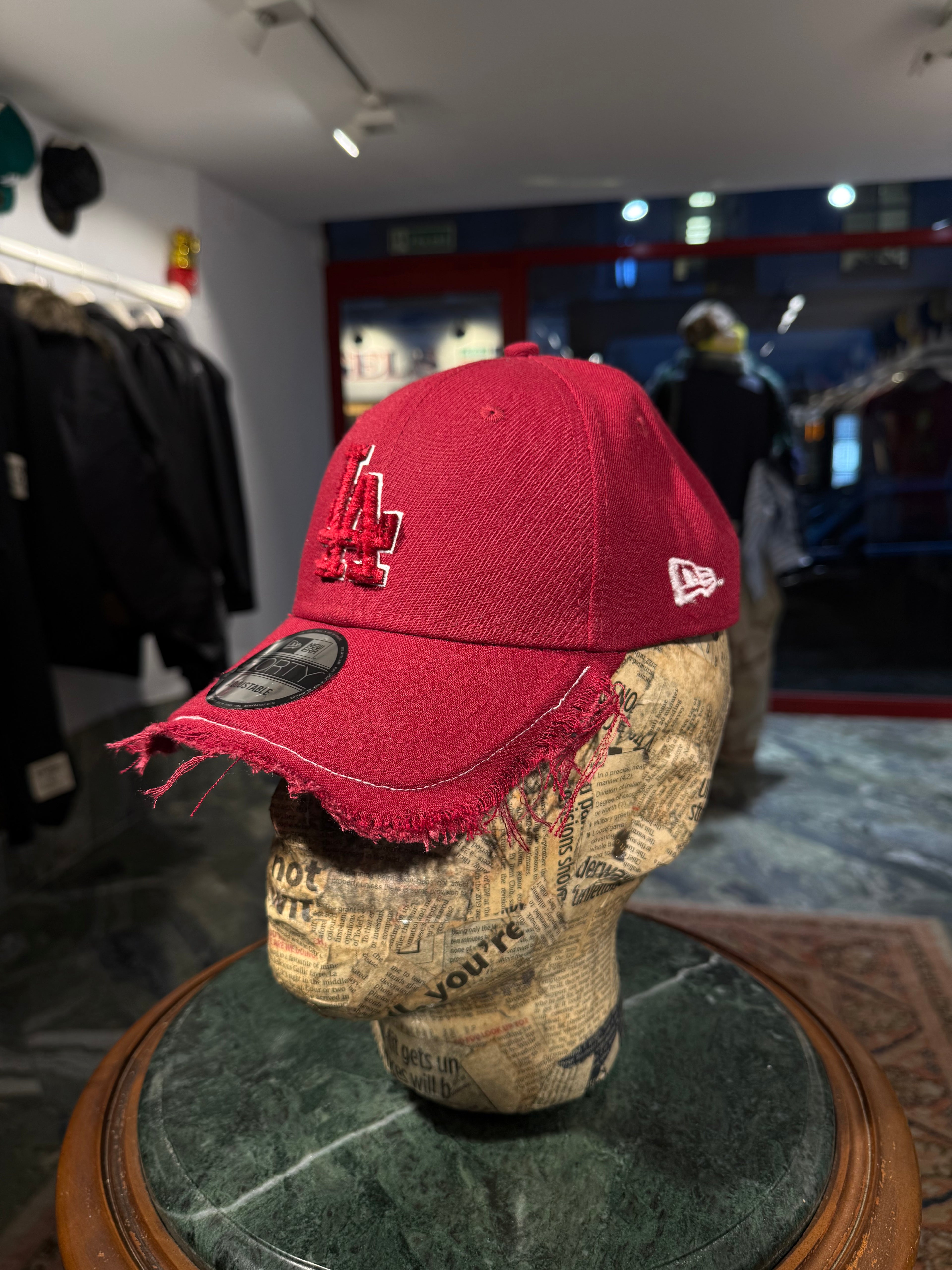 ARTISANAL CURVED BRIM CAP (Adjustable)