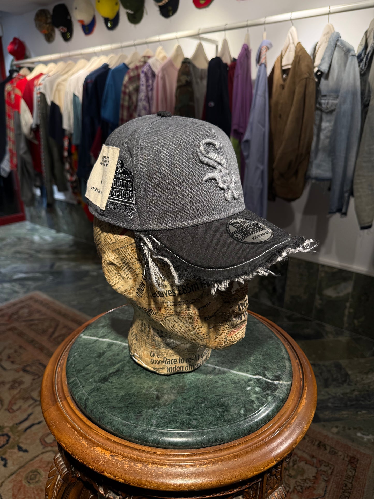 ARTISANAL CURVED BRIM CAP (Adjustable)