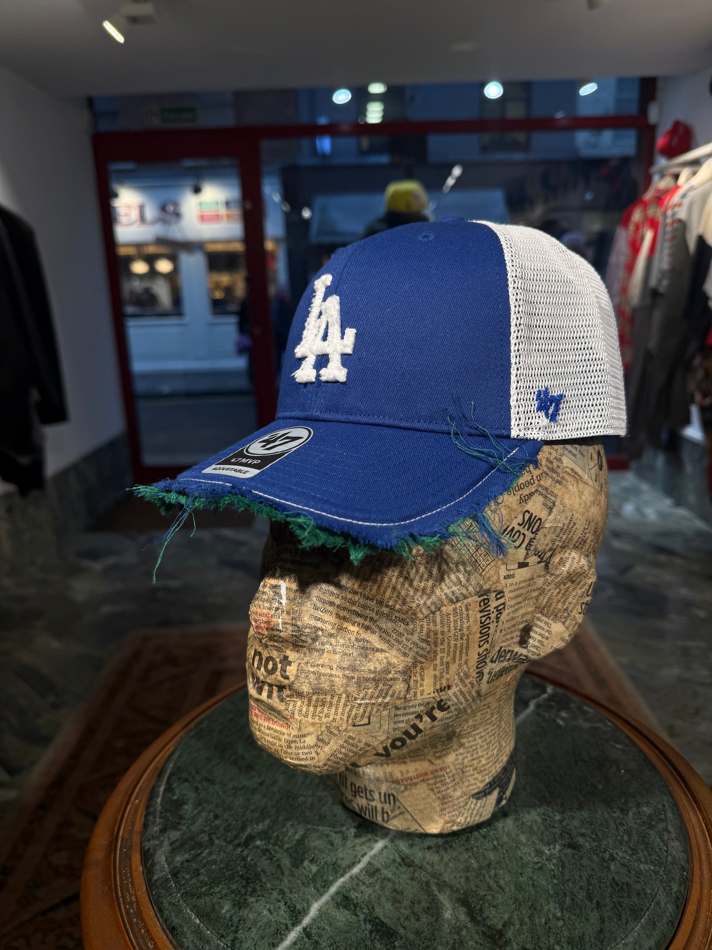 ARTISANAL CURVED BRIM CAP (Adjustable)