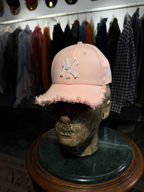 ARTISANAL CURVED BRIM CAP (Adjustable)