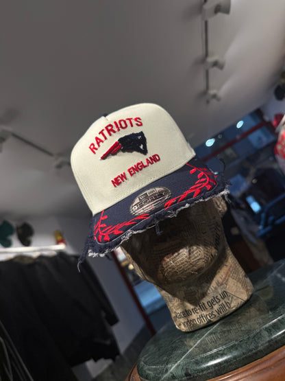 ARTISANAL CURVED BRIM CAP (Adjustable)