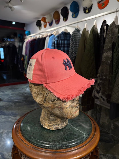 ARTISANAL CURVED BRIM CAP (Adjustable)