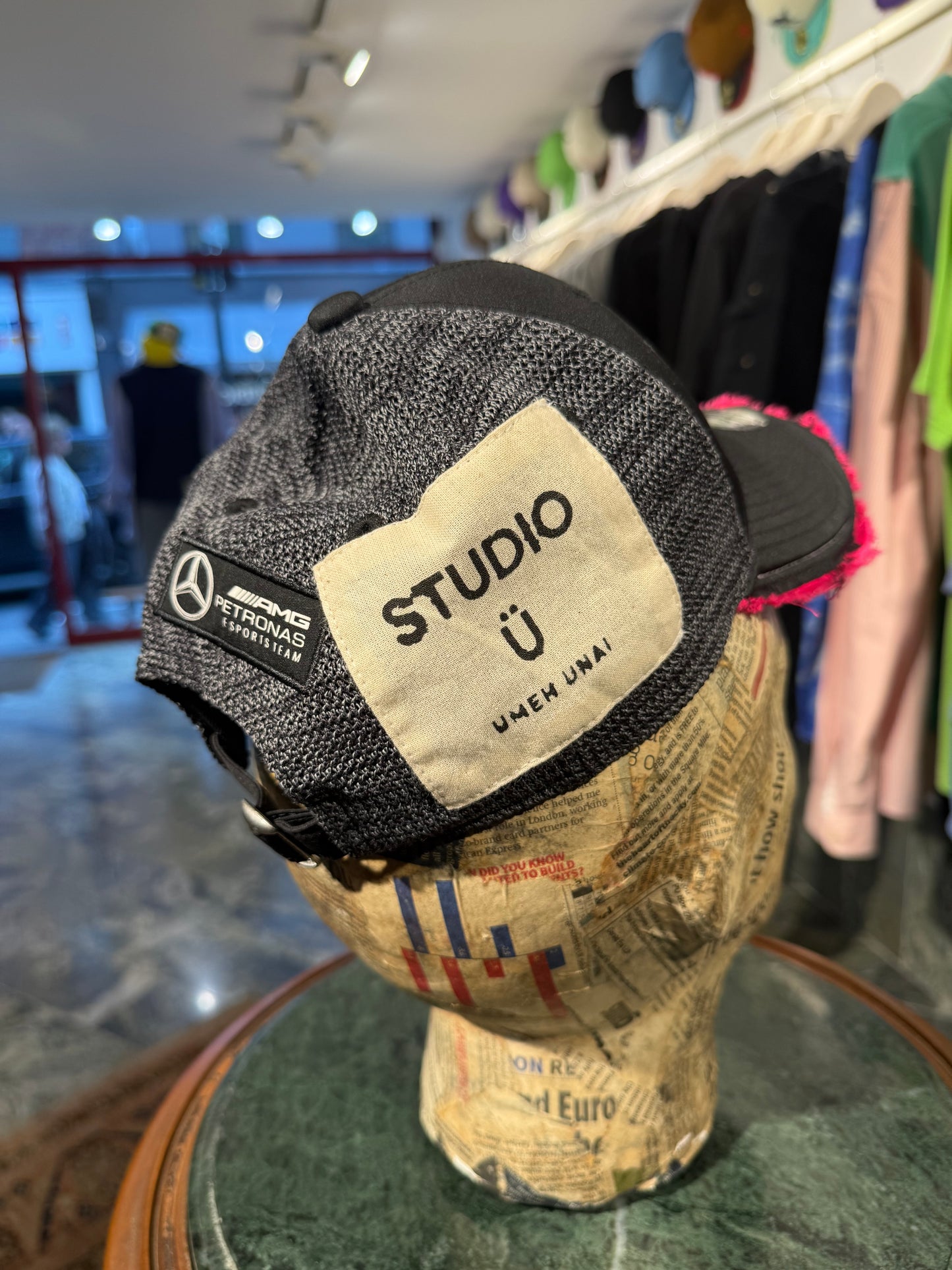 ARTISANAL CURVED BRIM CAP (Adjustable)