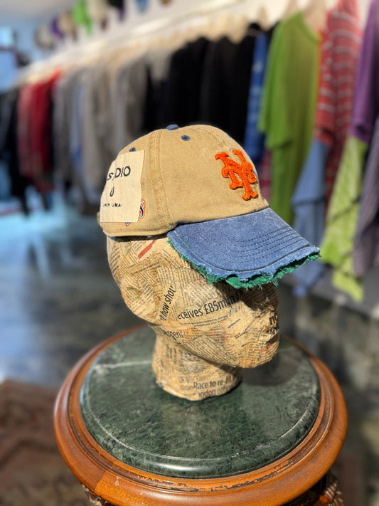 ARTISANAL CURVED BRIM CAP (Adjustable)