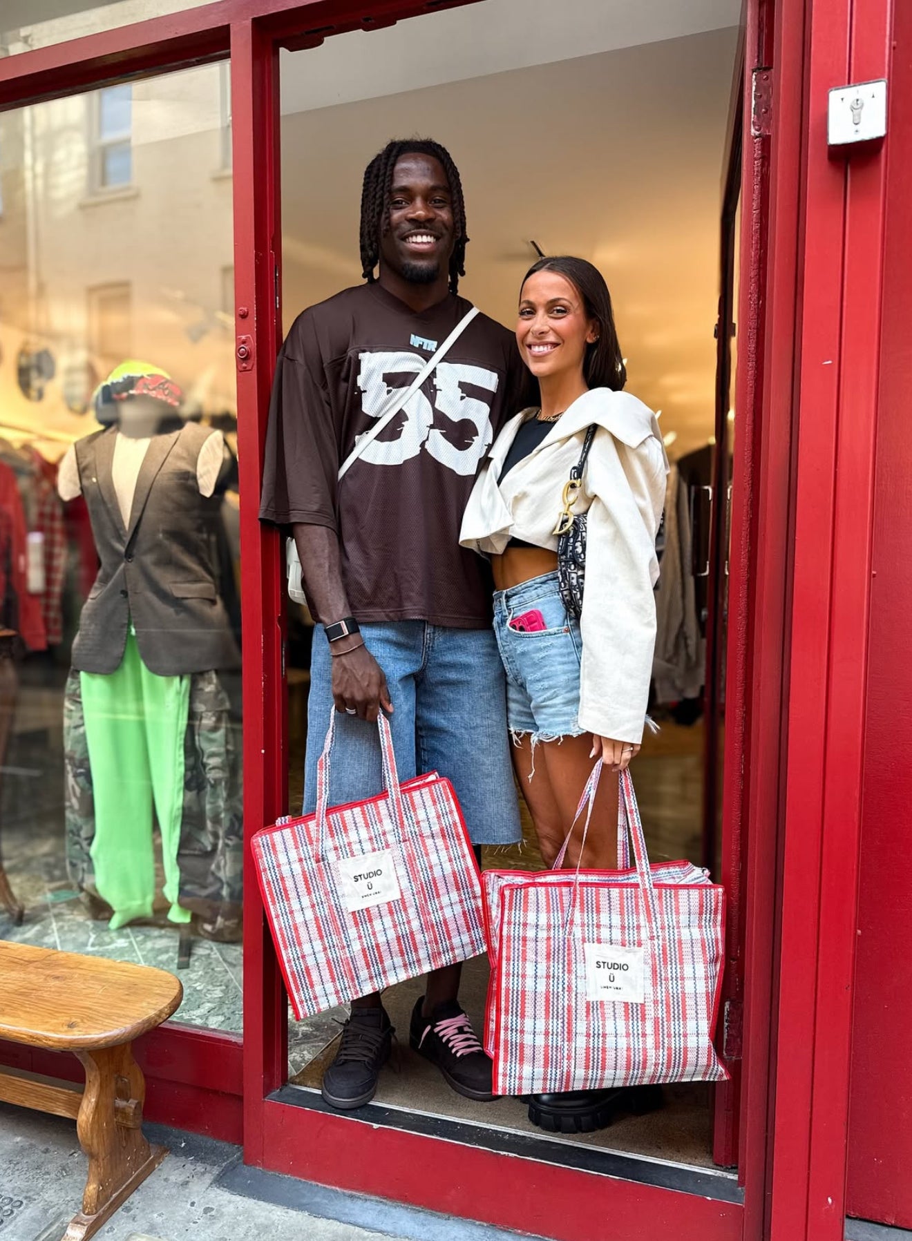 STUDIO Ü MEMBERS CLUB