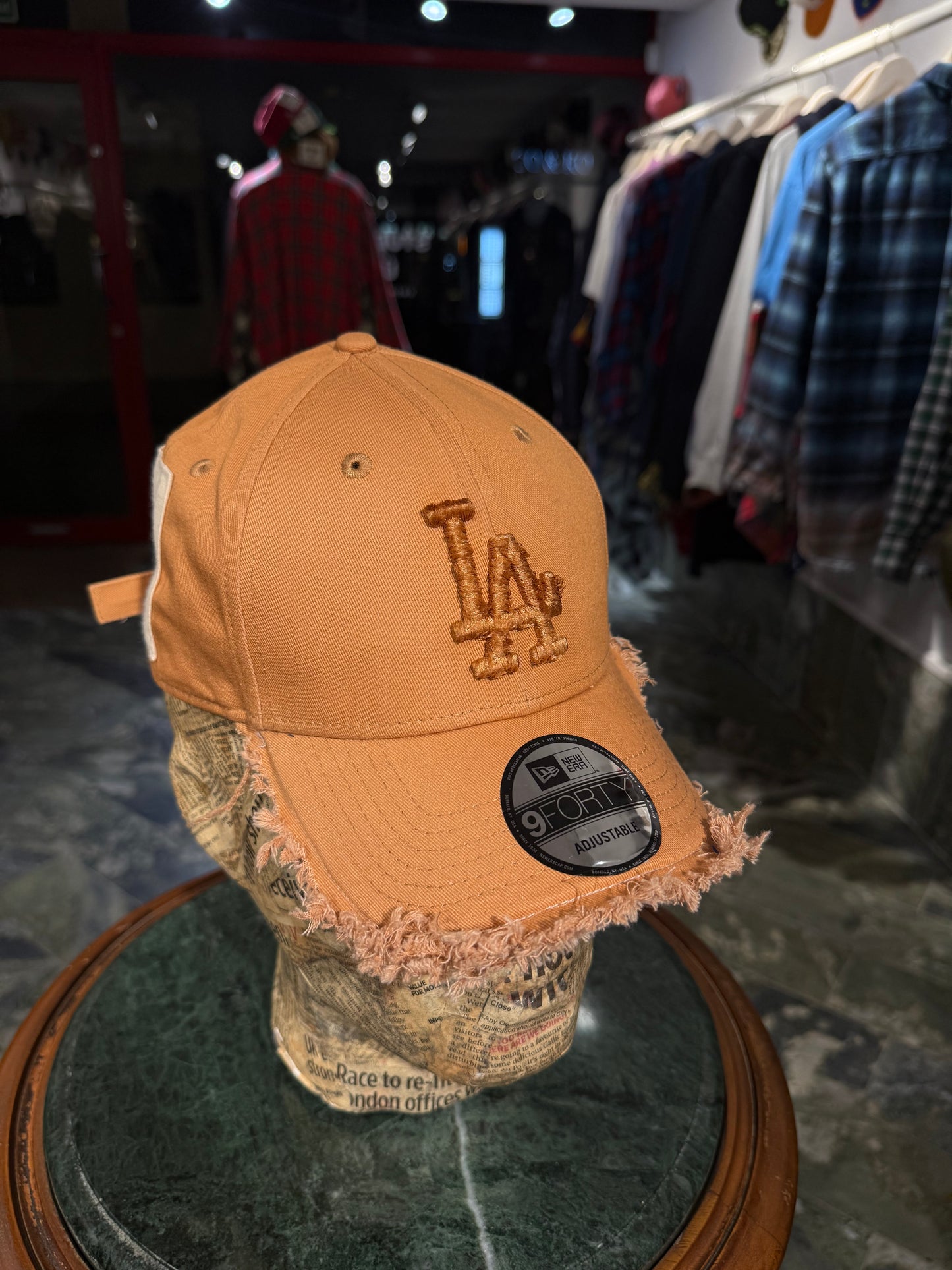 ARTISANAL CURVED BRIM CAP (Adjustable)