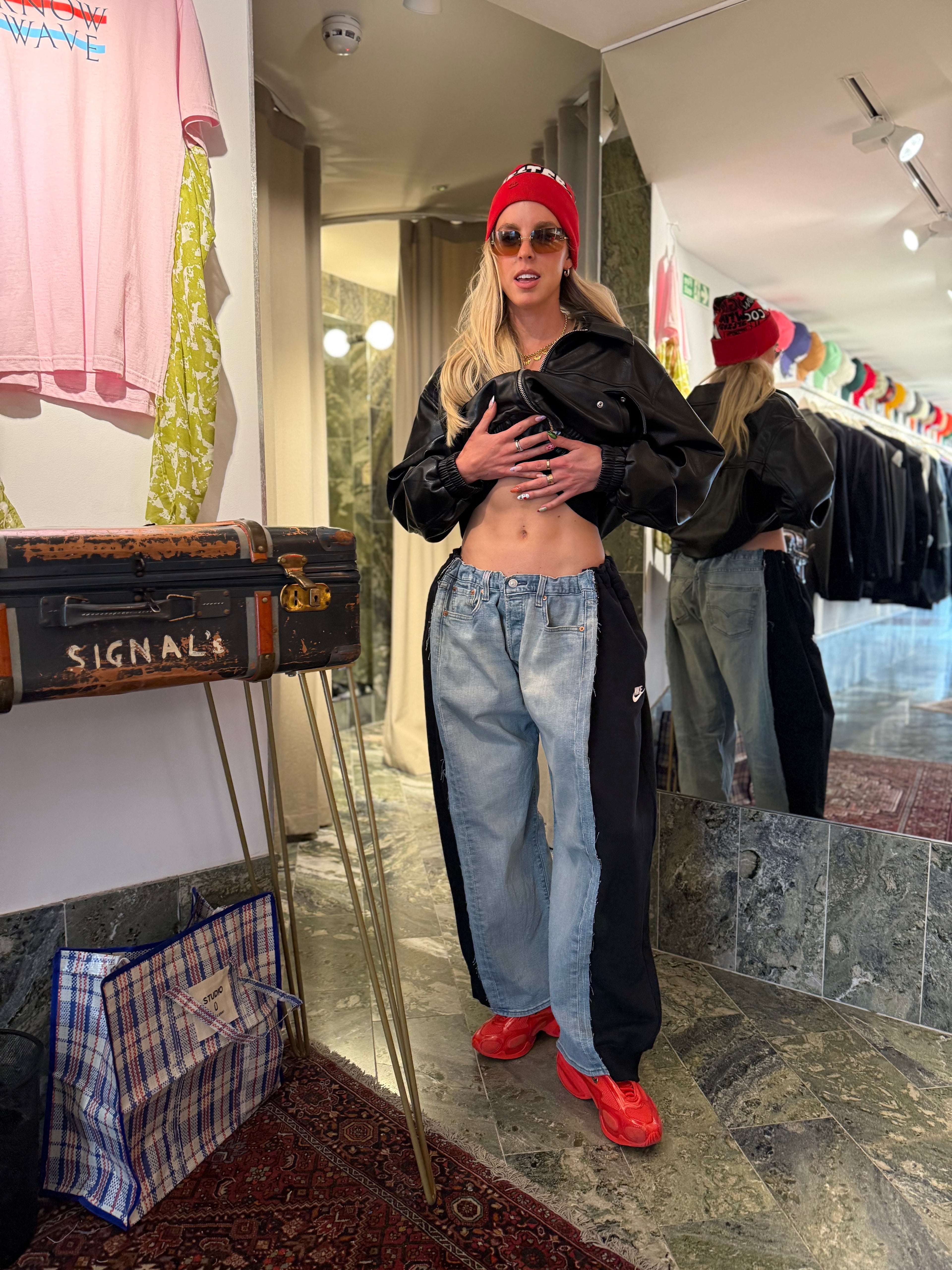 STUDIO Ü MEMBERS CLUB