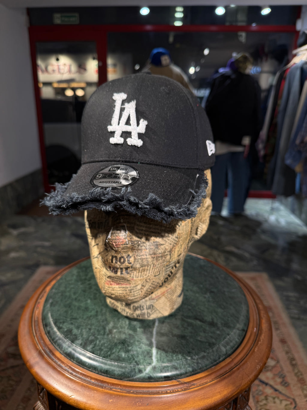 ARTISANAL CURVED BRIM CAP (Adjustable)