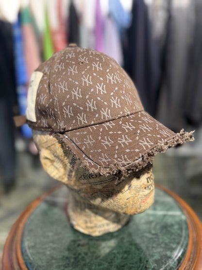 ARTISANAL CURVED BRIM CAP (Adjustable)
