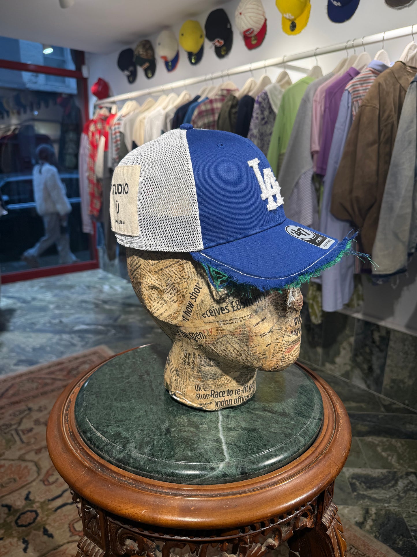 ARTISANAL CURVED BRIM CAP (Adjustable)