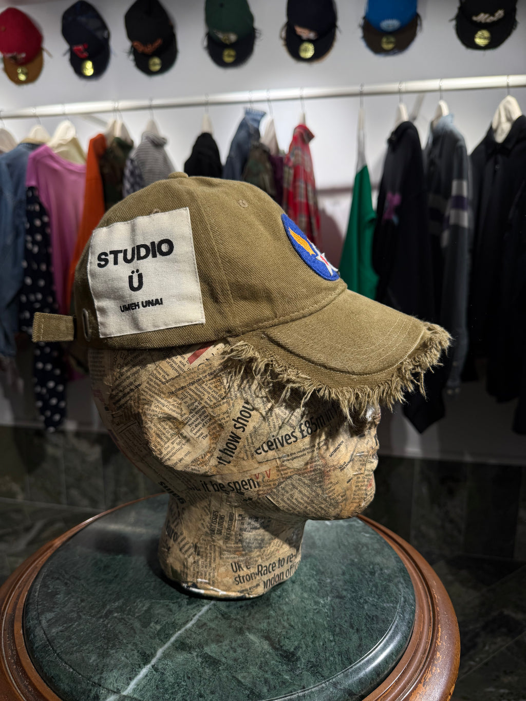 ARTISANAL CURVED BRIM CAP (Adjustable)