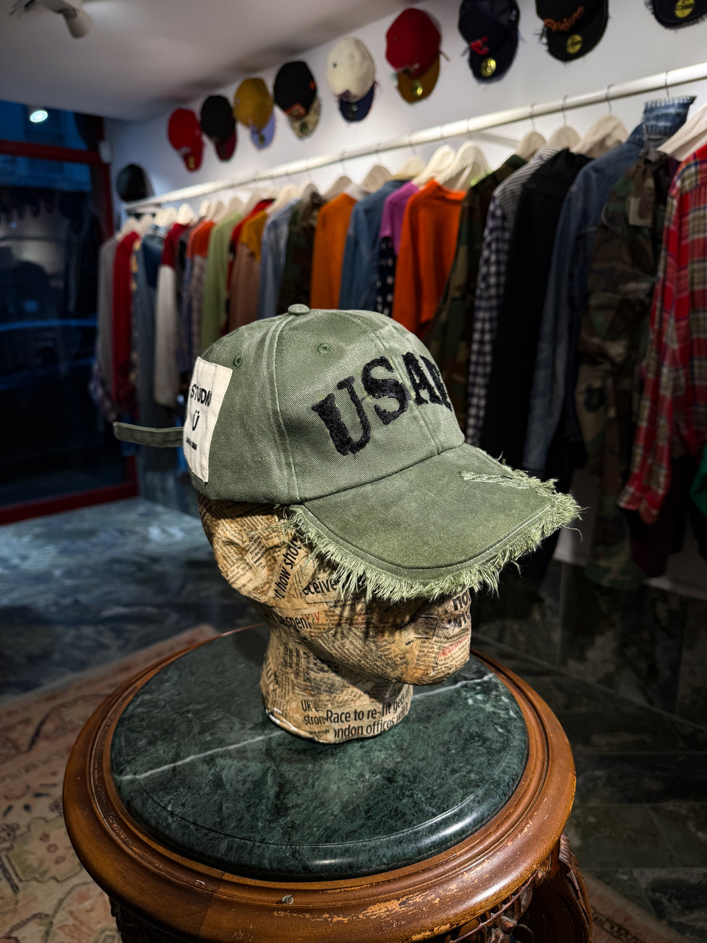 ARTISANAL CURVED BRIM CAP (Adjustable)