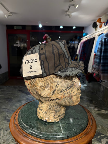 ARTISANAL CURVED MINI BRIM CAP (Adjustable)