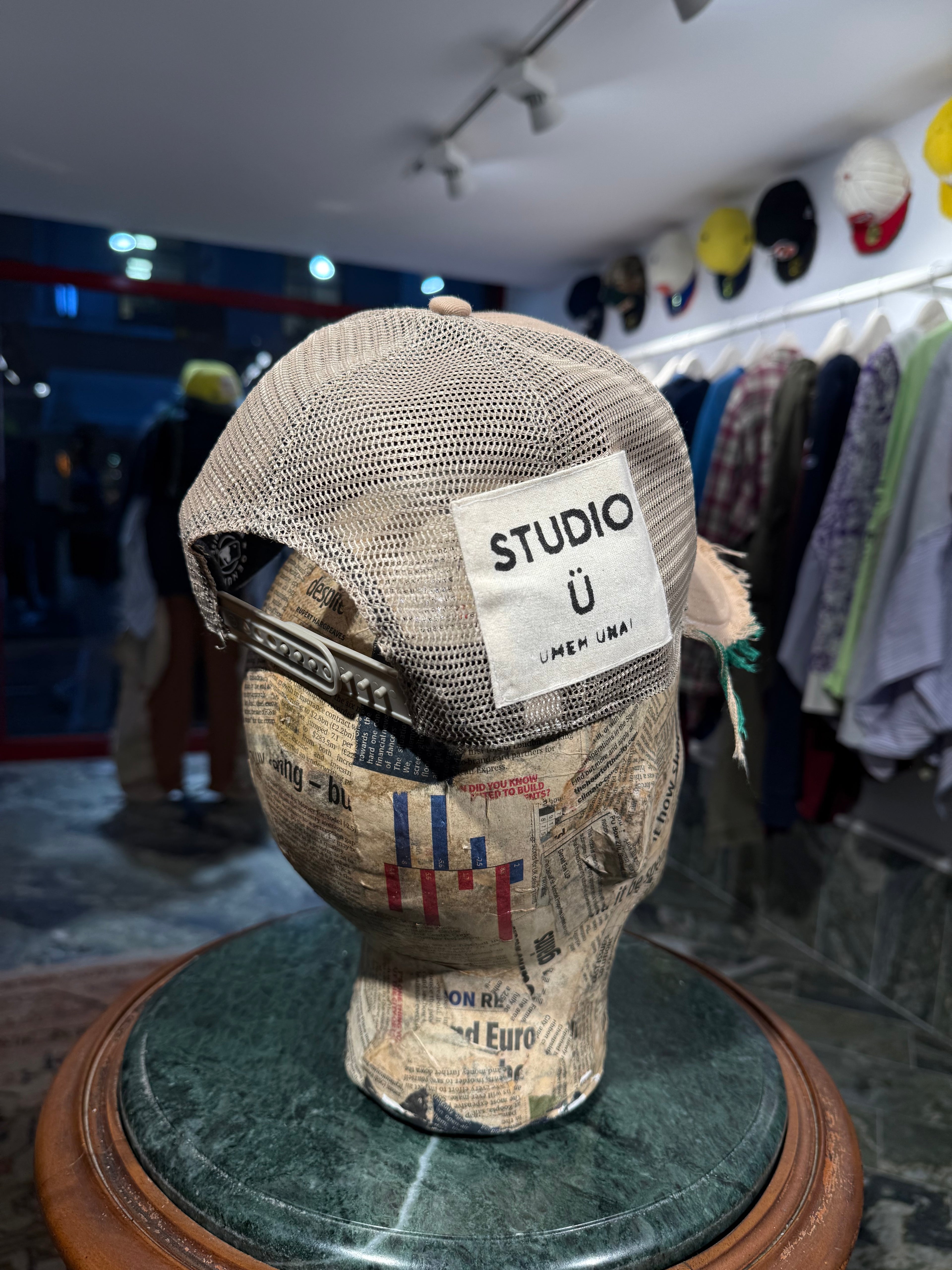 ARTISANAL CURVED BRIM CAP (Adjustable)