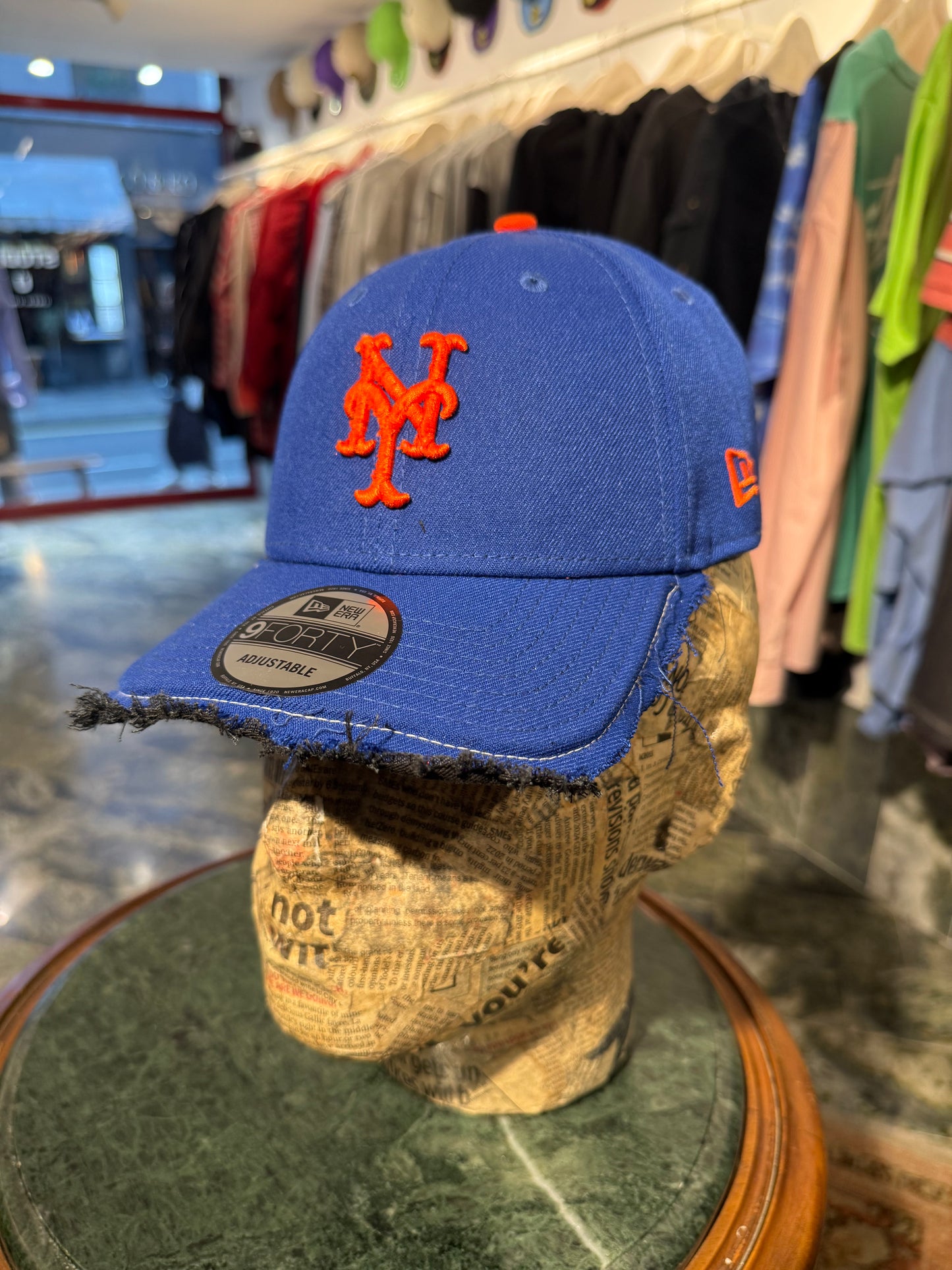 ARTISANAL CURVED BRIM CAP (Adjustable)