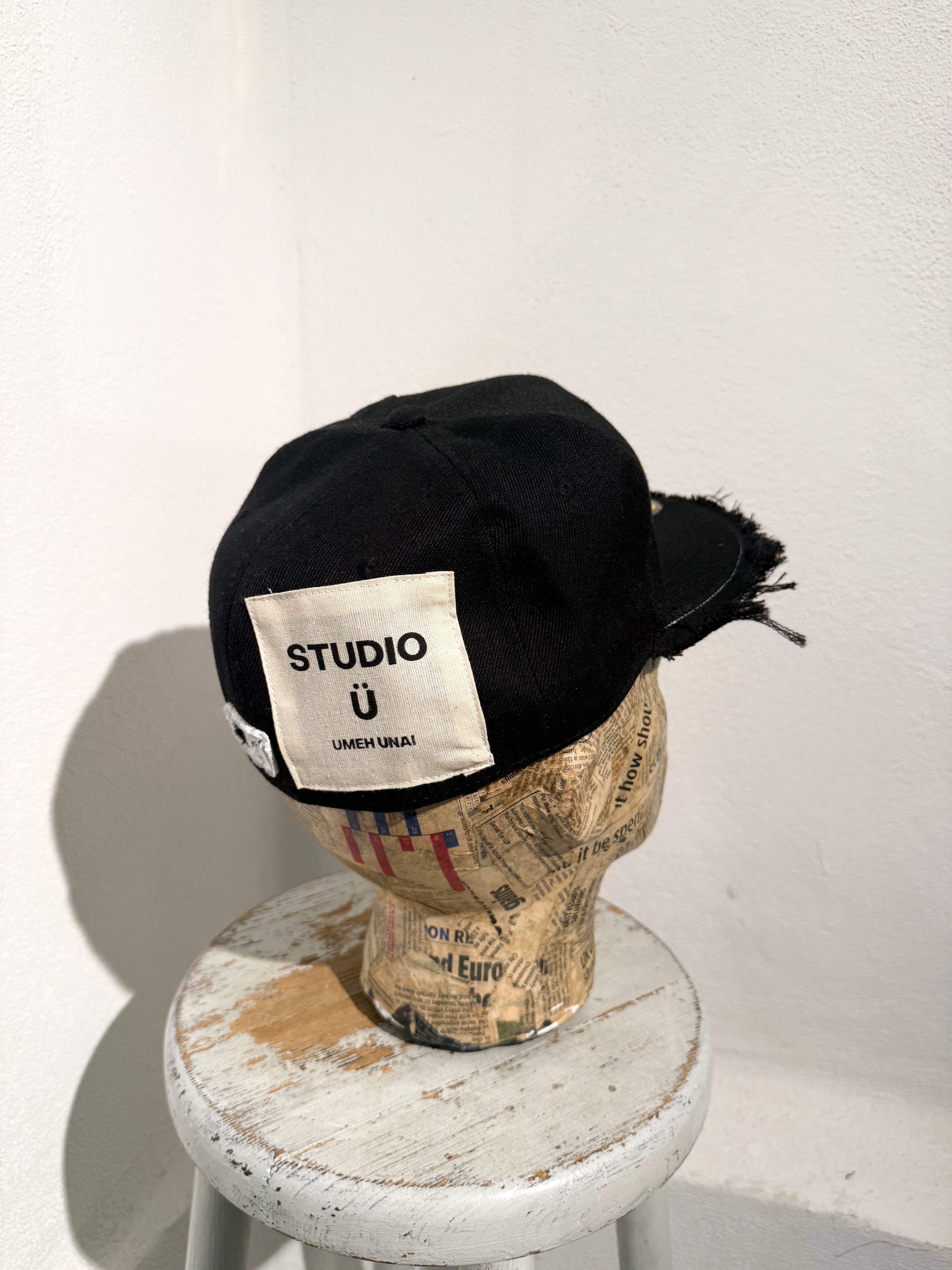 ARTISANAL FITTED CAP (8)