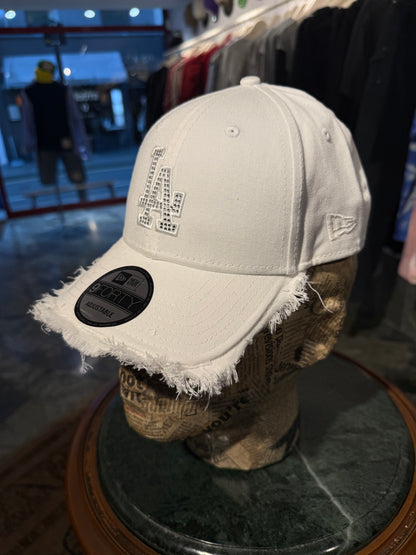 ARTISANAL CURVED BRIM CAP (Adjustable)