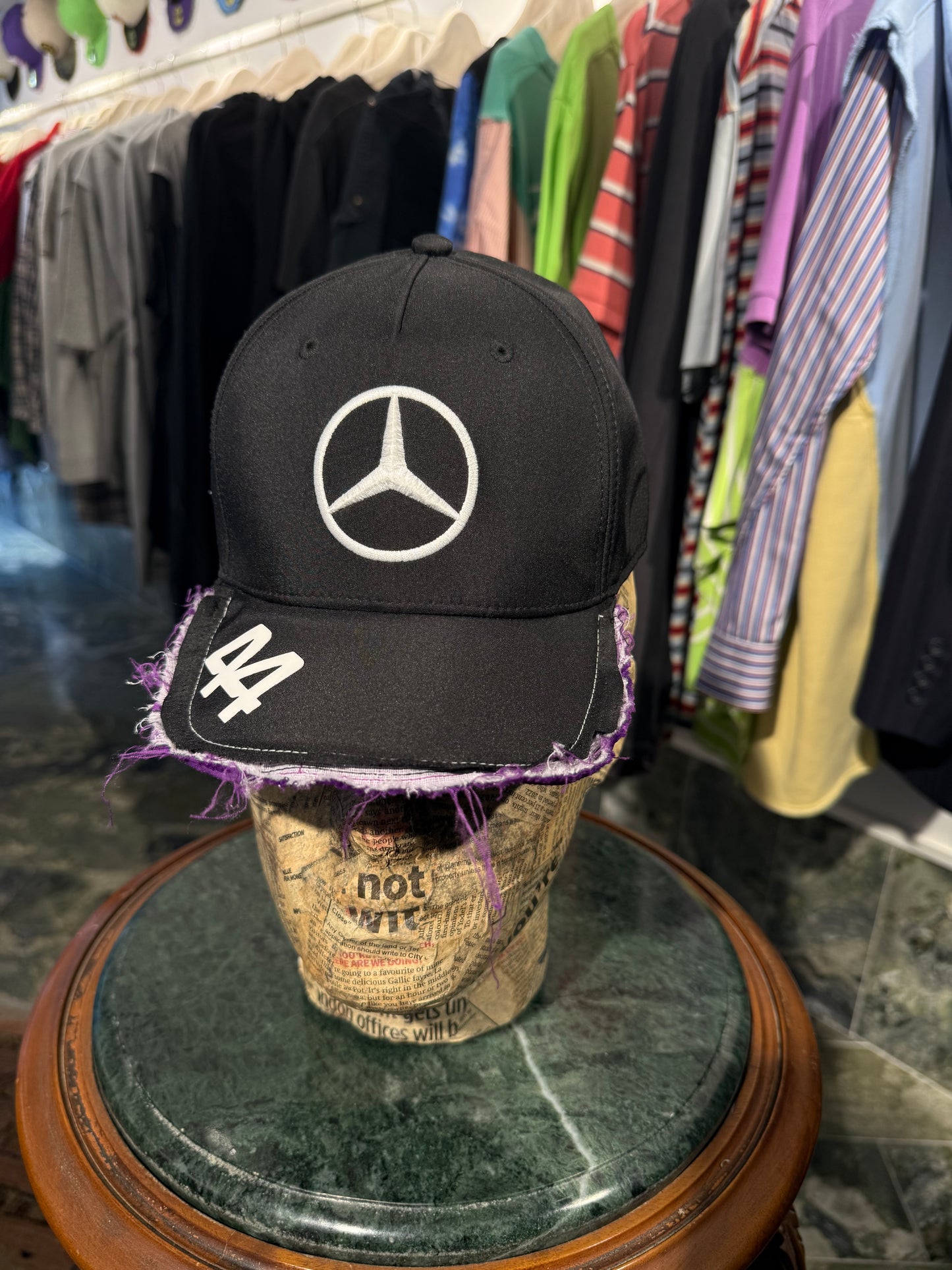 ARTISANAL CURVED BRIM CAP (Adjustable)