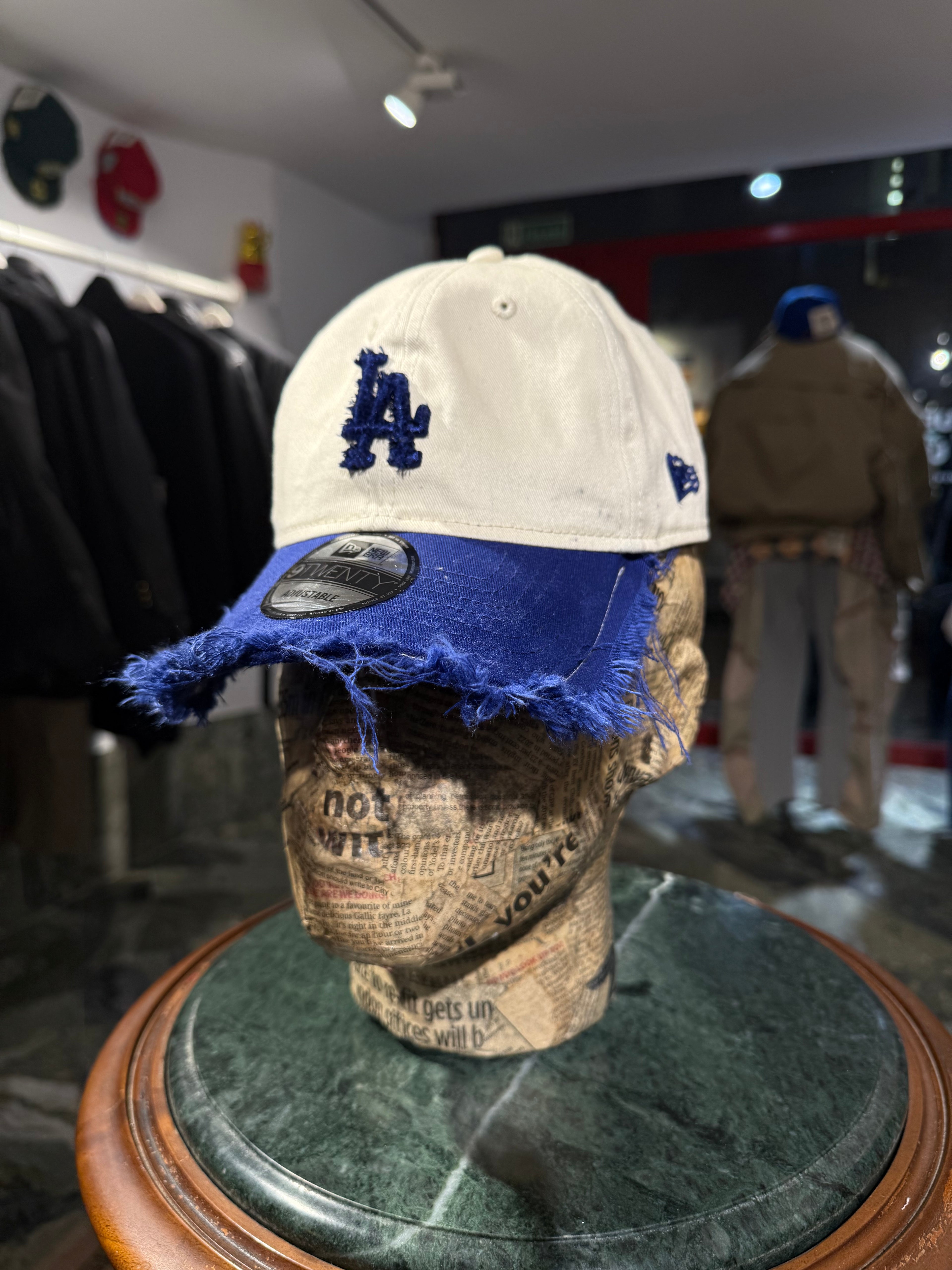 ARTISANAL CURVED BRIM CAP (Adjustable)