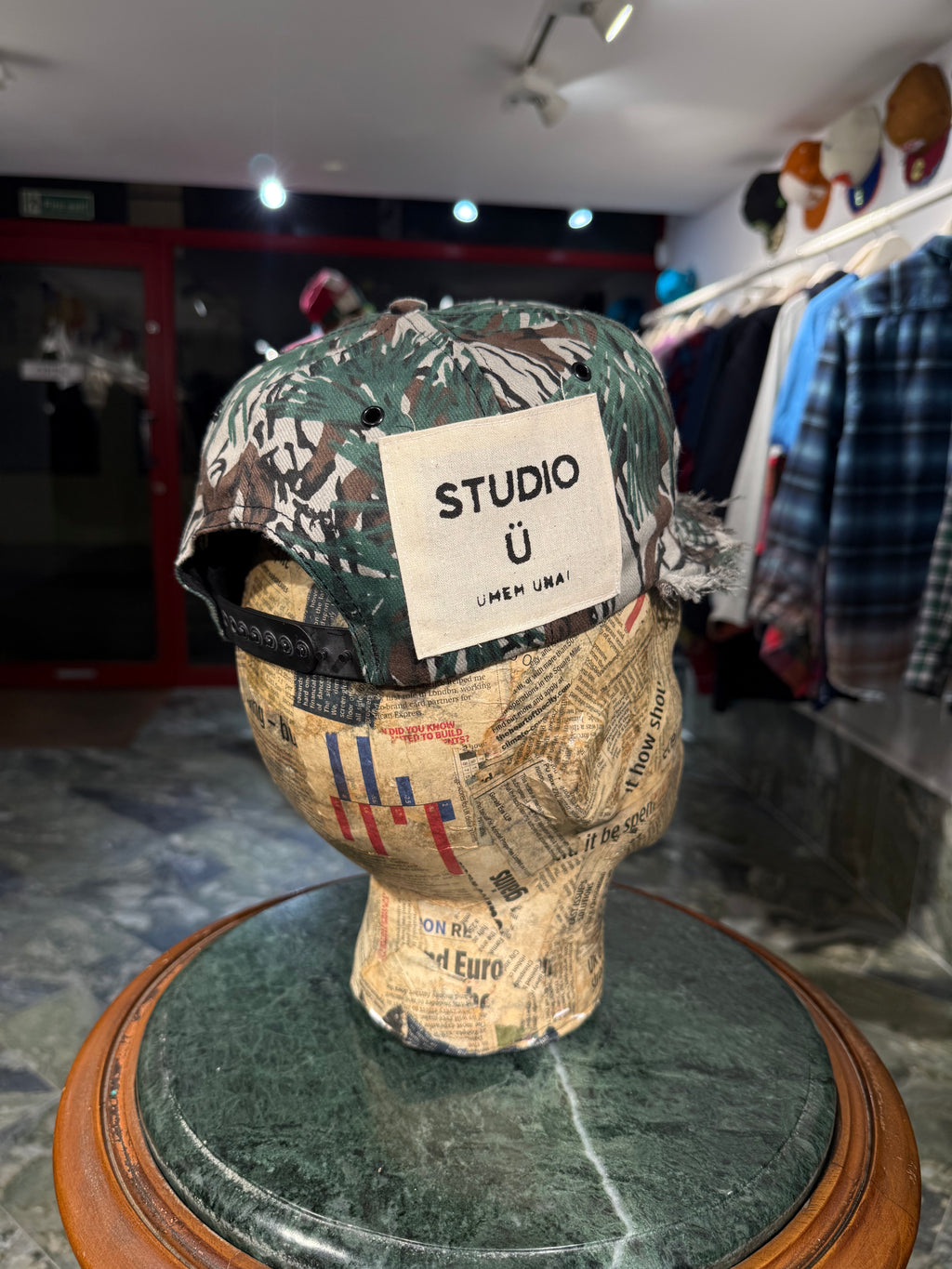 ARTISANAL CURVED MINI BRIM CAP (Adjustable)