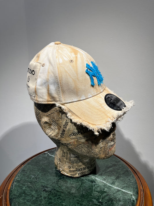 ARTISANAL CURVED BRIM CAP (Adjustable)