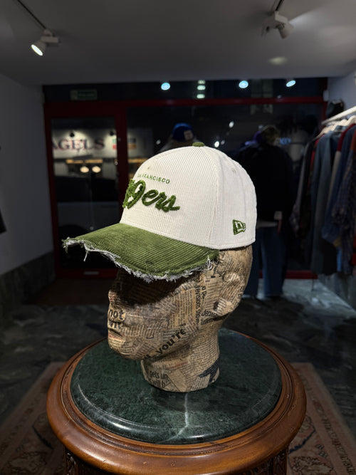 ARTISANAL CURVED BRIM CAP (Adjustable)