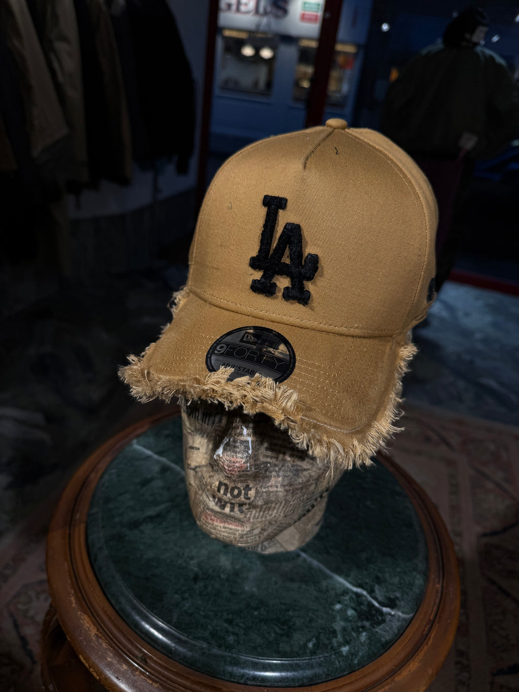 ARTISANAL CURVED BRIM CAP (Adjustable)