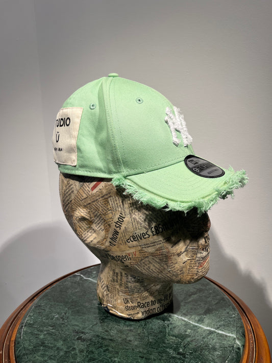 ARTISANAL CURVED BRIM CAP (Adjustable)