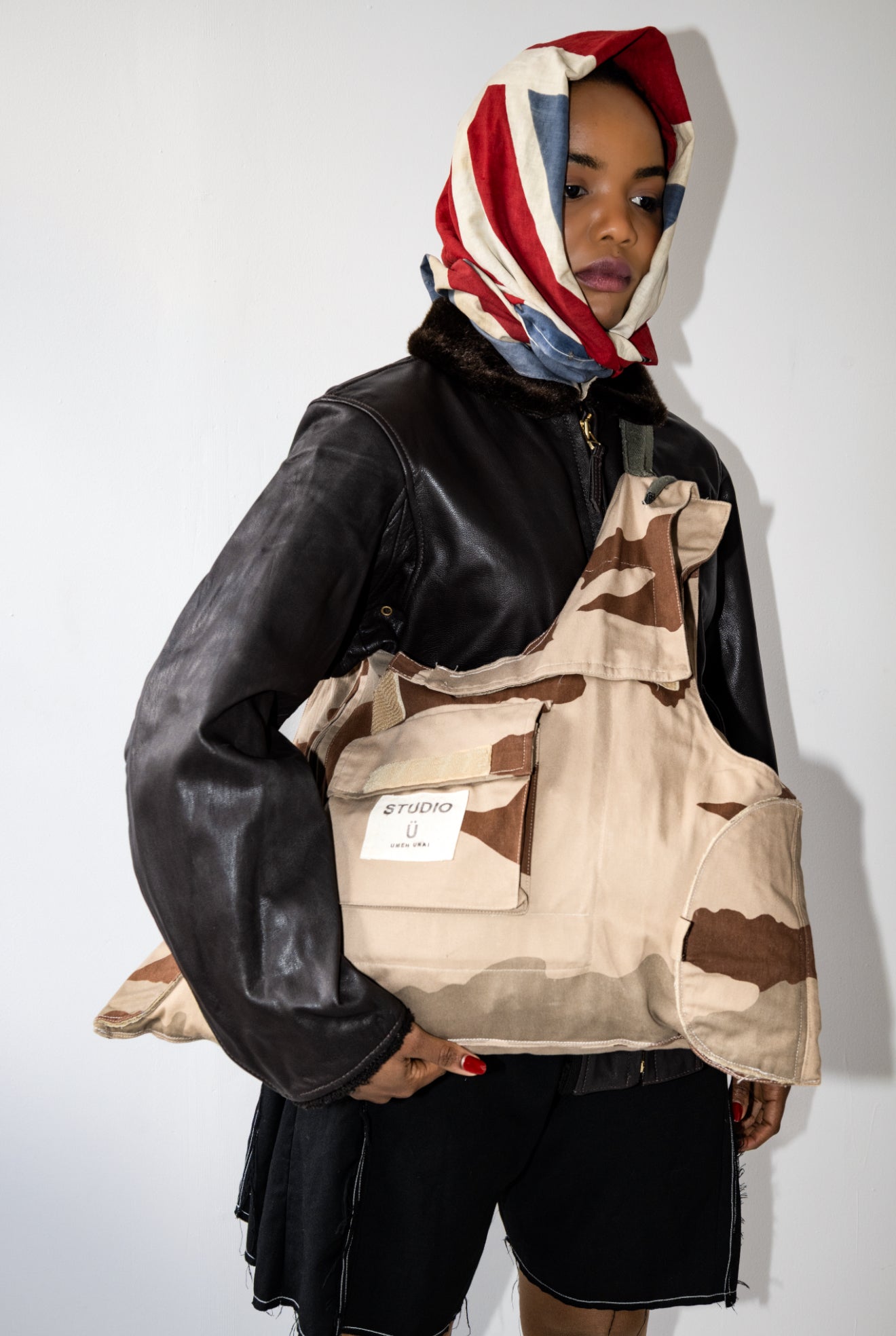 ARTISANAL DESERT UTILITY BAG